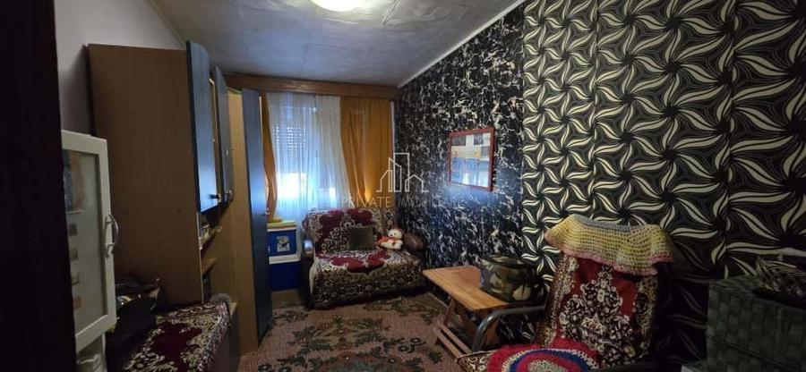 Apartament cu 3 camere decomandat, mobilat în Est