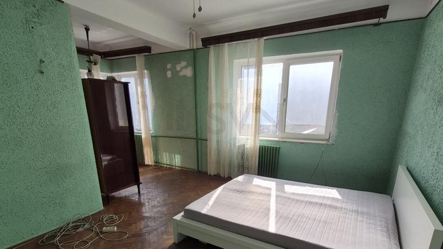 Casă individuală cu 5 camere cu Canalizare în Cotroceni