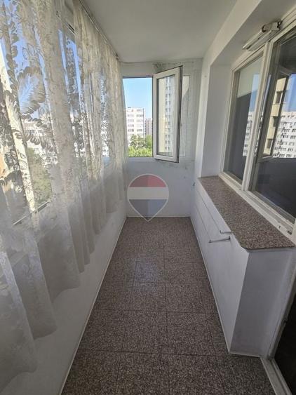 Apartament cu 2 camere semidecomandat în Titan