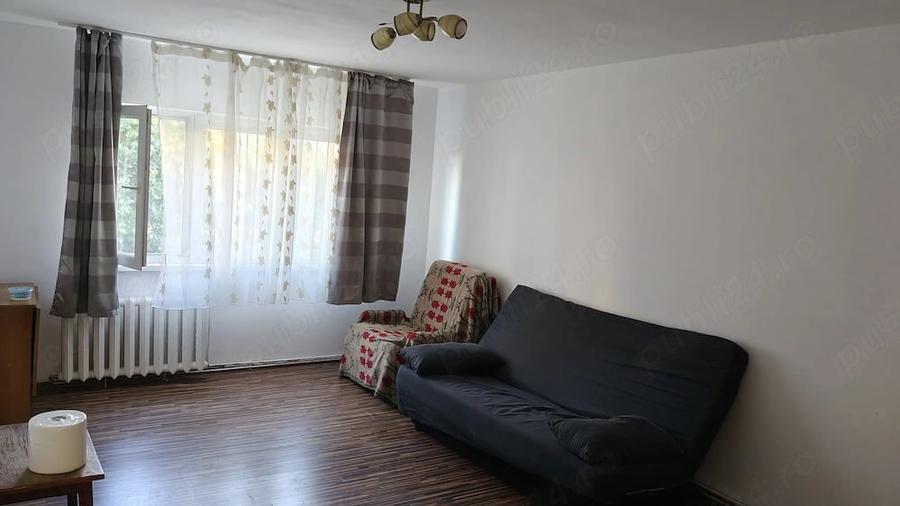 Apartament cu 2 camere decomandat în Valea Cetății
