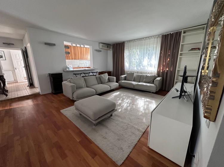 Apartament cu 4 camere în Domenii