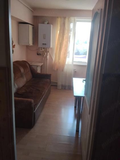 Apartament cu 2 camere decomandat în 22 Decembrie