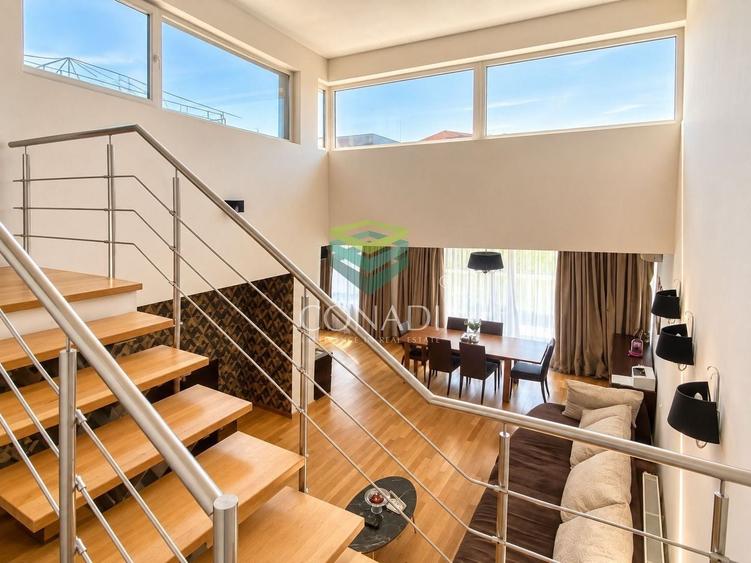 Apartament cu 5 camere decomandat în Herăstrău