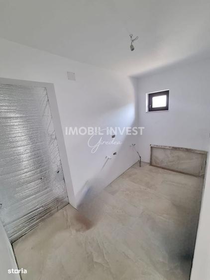 Casă cu 3 camere în Central