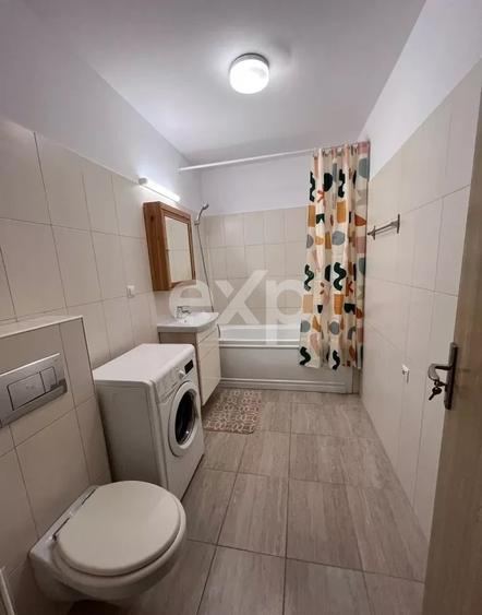 Apartament cu 2 camere semidecomandat, mobilat în Andrei Mureșanu