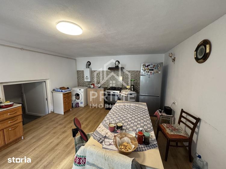 Casă cu 3 camere cu Teren 2084 Mp în Sântimbru
