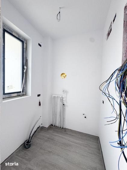 Casă cu 4 camere cu Teren 268 Mp în Odăi