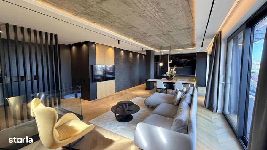 Apartament cu 4 camere în Central
