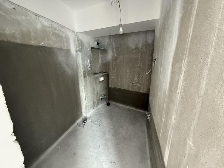 Apartament cu 3 camere decomandat în Tomis Nord