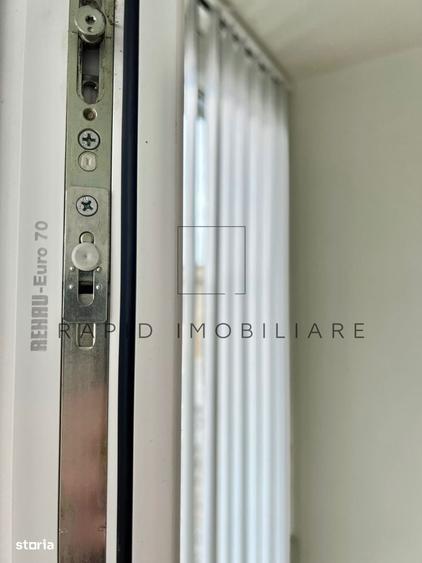 Apartament cu 2 camere decomandat în Micro 21