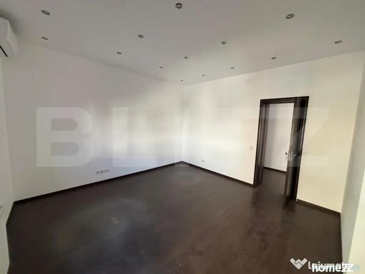 Apartament cu 3 camere decomandat în Ultracentral
