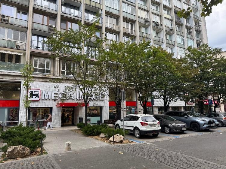 Apartament cu 2 camere circular, mobilat în P-ța Romană