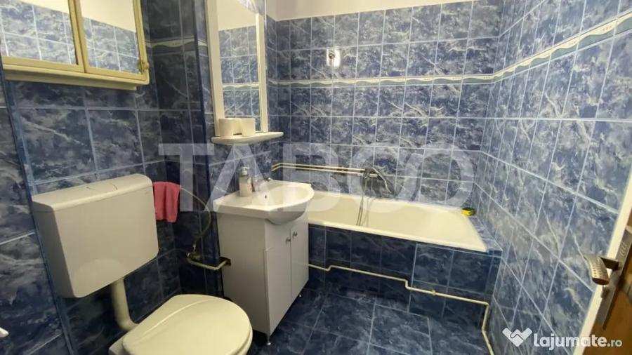 Apartament cu 2 camere decomandat în Valea Aurie