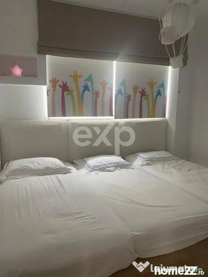 Apartament cu 4 camere decomandat în Central