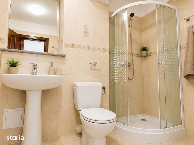 Apartament cu 3 camere decomandat în Central — fotografia 1