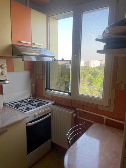 Garsonieră semidecomandată în Titan
