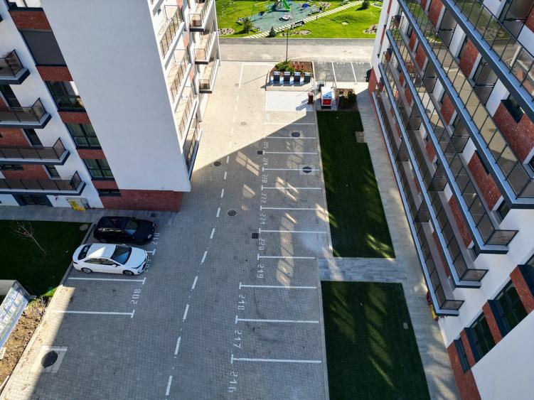 Apartament cu 2 camere decomandat în Galata