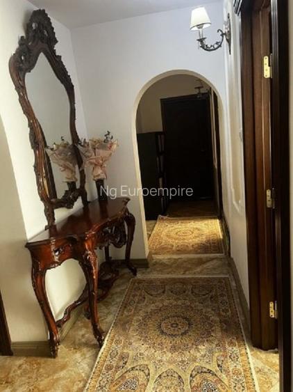 Apartament 3 camere decomandate zona Faleza Nord