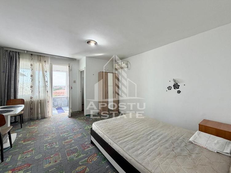 Apartament cu o camera de vanzare, zona Circumvalatiunii, Timisoara - 1