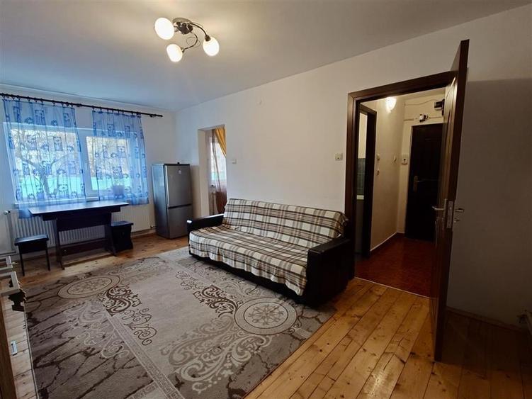 Garsoniera de inchiriat in Brad, Str Privighetorilor - 8