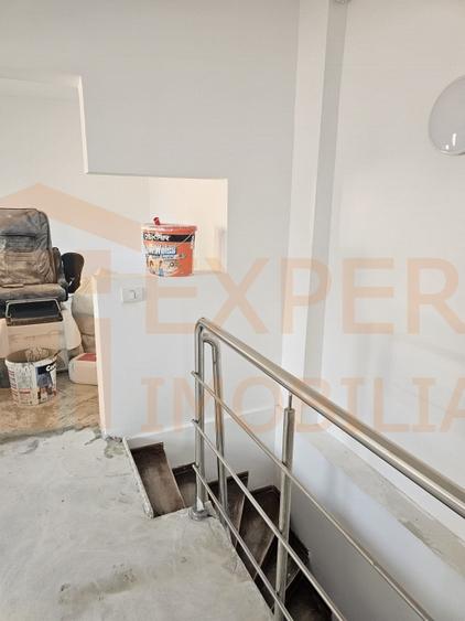 Casa situata in zona Tomis I - Trocadero, Constanta - 12