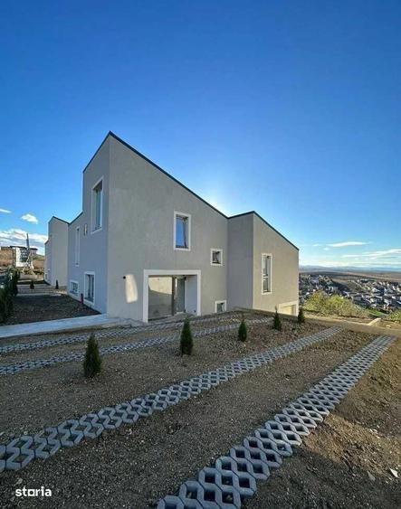 Casa finisa cu design scandinav cu panorama spre Cluj in Dezmir - 6