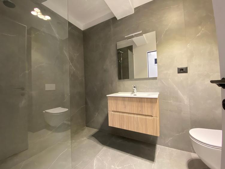 Lovely 2 bedroom brand new apartment fully furnished and equipped - 9