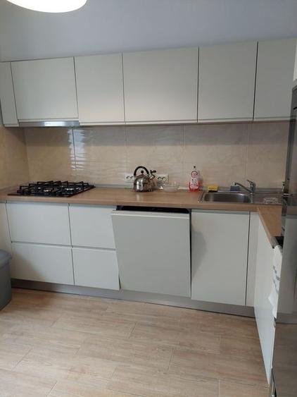 APARTAMENT 4 CAMERE | ETAJ 8/10 | BLOC 1980 - 12