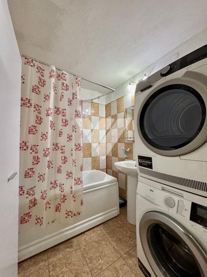 Casa individuala 6 camere 3 bai si teren 1115 mp in Sura Mica Sibiu - 18