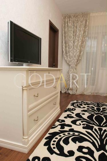 Apartament cu 3 camere decomandat, mobilat în Herăstrău