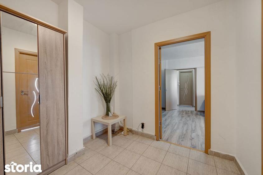 Apartament cu 2 camere, mobilat în Tei