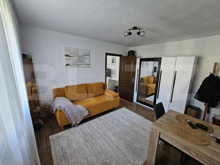 Apartament, 2 camere, zona Decebal - 2