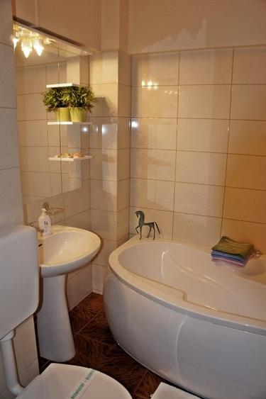 Garsoniera ultracentrala, mob., etaj 7, bloc solid, termoizolat, langa  Cismigiu - 11