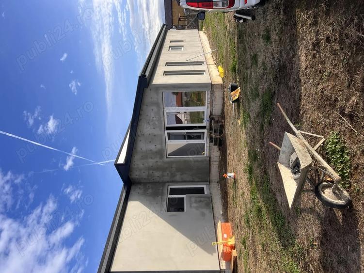 Casa moderna pe un teren generos de 800 m - 2