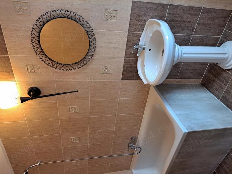 Casa Moderna cu 2 Apartamente Individuale Ideal Firme Familii Echipe (8 locuri) - 8