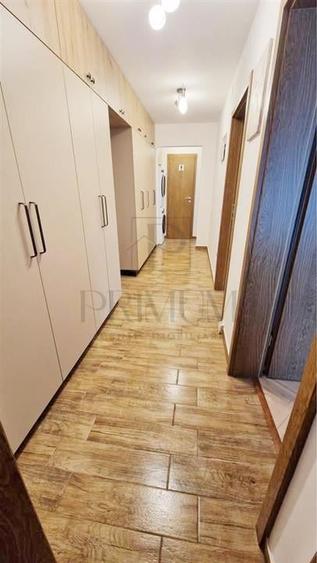 SAGULUI - 4 cam - 2 bai - 2 balcoane - centrala proprie - renovat - ETAJ INTERME - 8