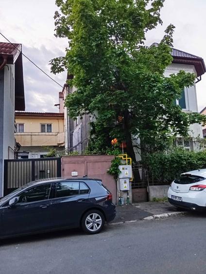 Particular vand vila langa Mall Vitan compusa din 4 apartamente cu intrari separate, colaboram cu agentii imobiliare - 5