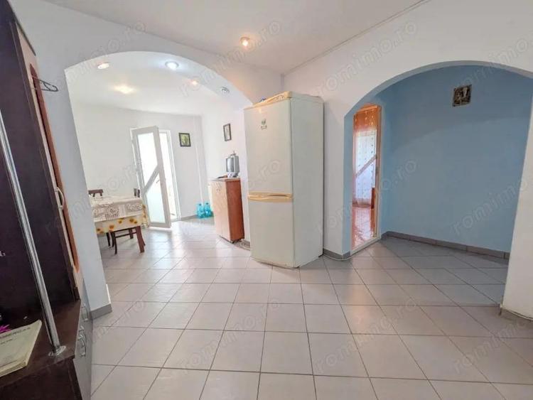 NORD, Bloc 1985, Apartament 2 cam Decomandat, Parter + 2 Balcoane cu acte - 2