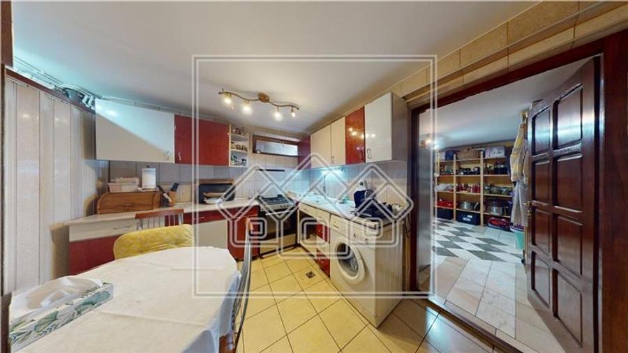 Casa de vanzare in Sibiu - individuala - 278 mp utili - - 11