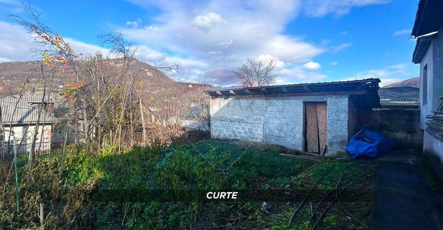 De vanzare: Casa cocheta cu priveliste, zona centrala Bai... - 1