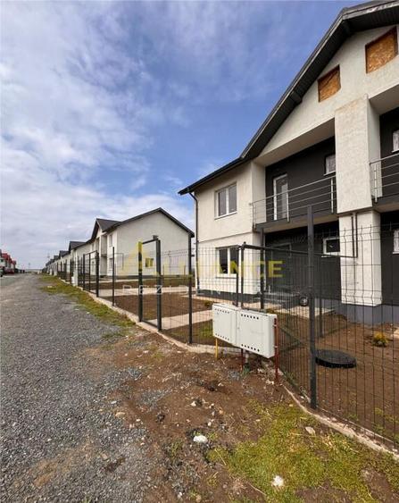 Vila tip duplex de in Popesti Leordeni acces rapid la... - 2