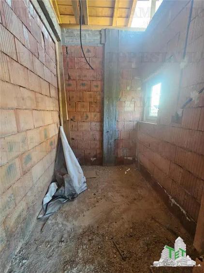 Garsoniera bloc boutique cu balcon zona Uverturii-Lacul Morii - 1