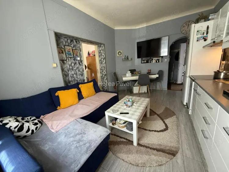 Casa cu o camere si bucatarie mare in curte comuna, 45mp utili, in zona Traian Casa cu o camere si bucatarie mare in curte comuna, 45mp utili, in zona Traian