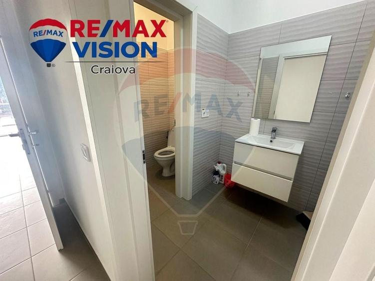 Spațiu comercial de inchiriat Zona 1 Mai - 4