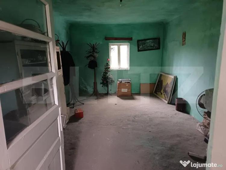 Casa renovabila, cu un teren 2000 m, intr-o zona linistita - 13