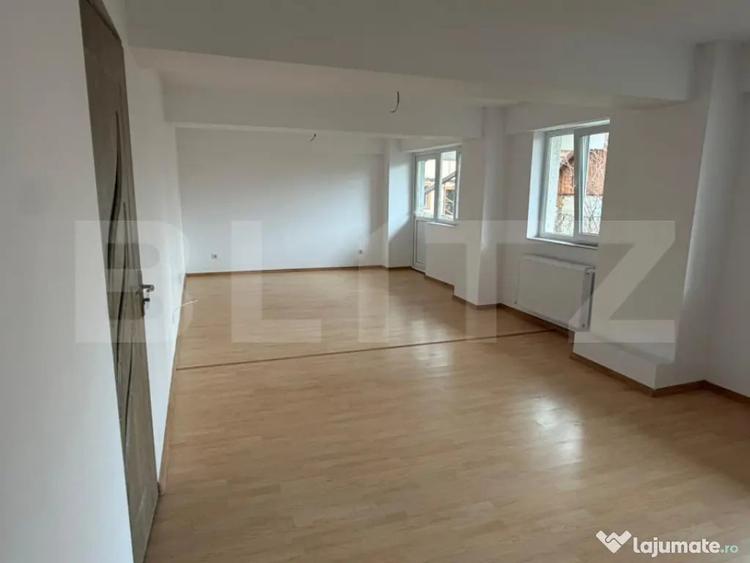 Spatiu Comercial 49 mp, zona Burdujeni, SV - 3