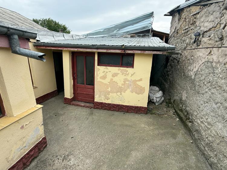 De vanzare casa cu 3 camere, zona Chercea - 3