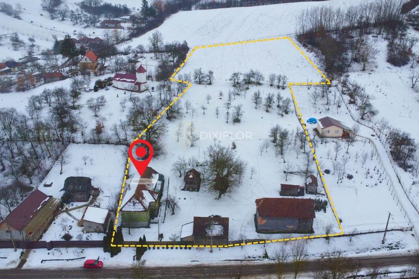 Casă cu teren generos | Sat Păingeni - 3