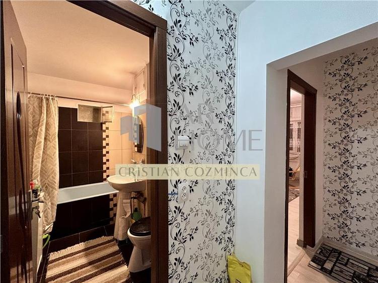 Apartament 2 camere decomandat, Democratiei, Ploiesti - 11