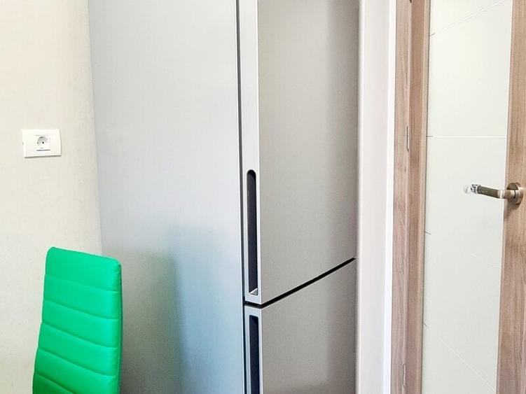 Theodor Pallady/piata Trapezului,1 minut metrou - 4